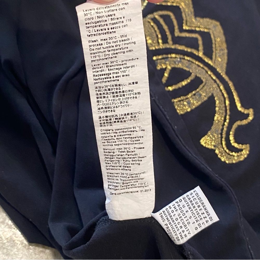 Authentic Roberto Cavalli Black Gold Foil RC Logo Tee L Hologram Tag FST678 - Picture 7 of 10